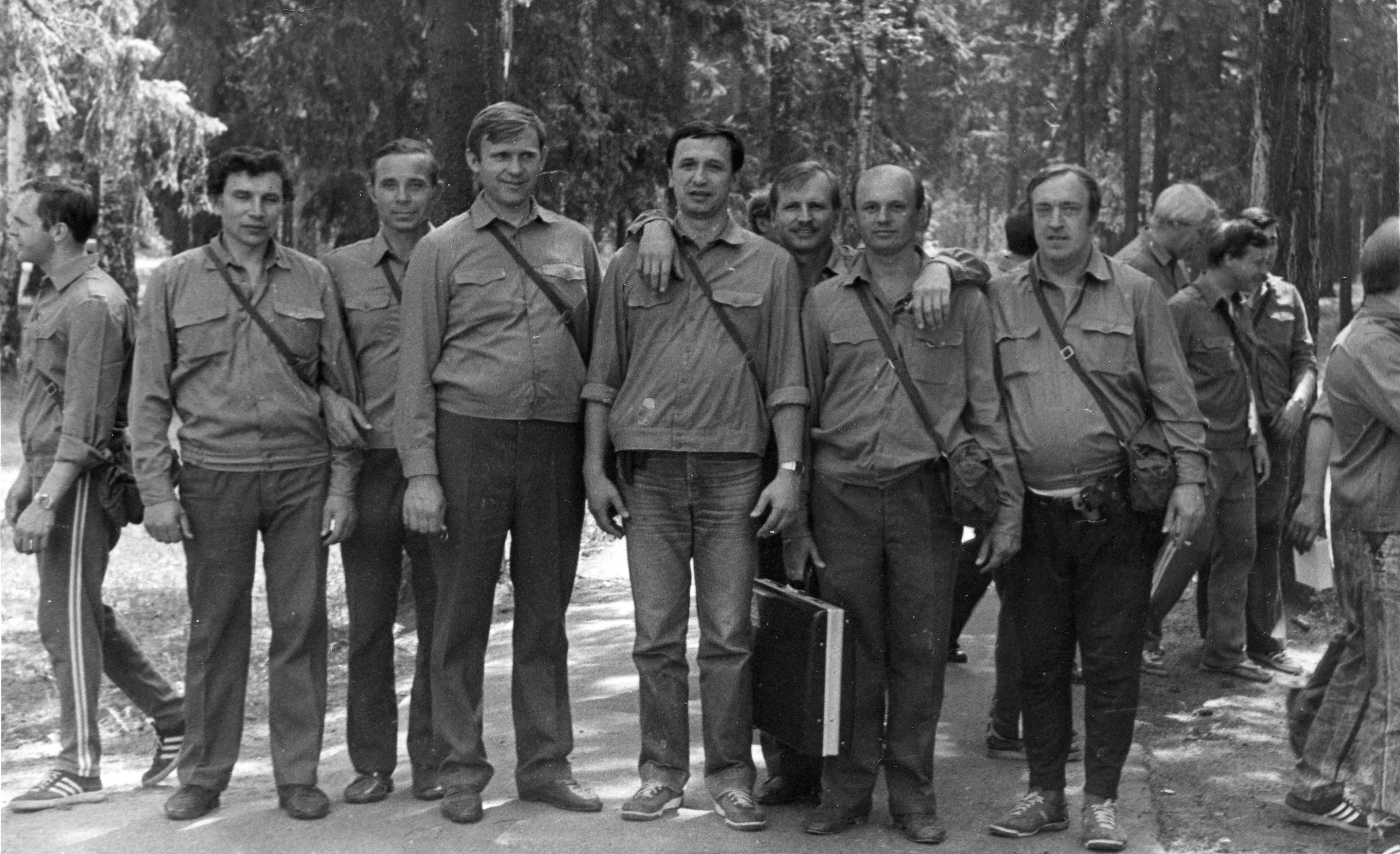 Водители ГОНа во время состязаний в водительском мастерстве на автодроме в Купавне. май 1989 г. © Фото из личного архива В.В. Тупицына