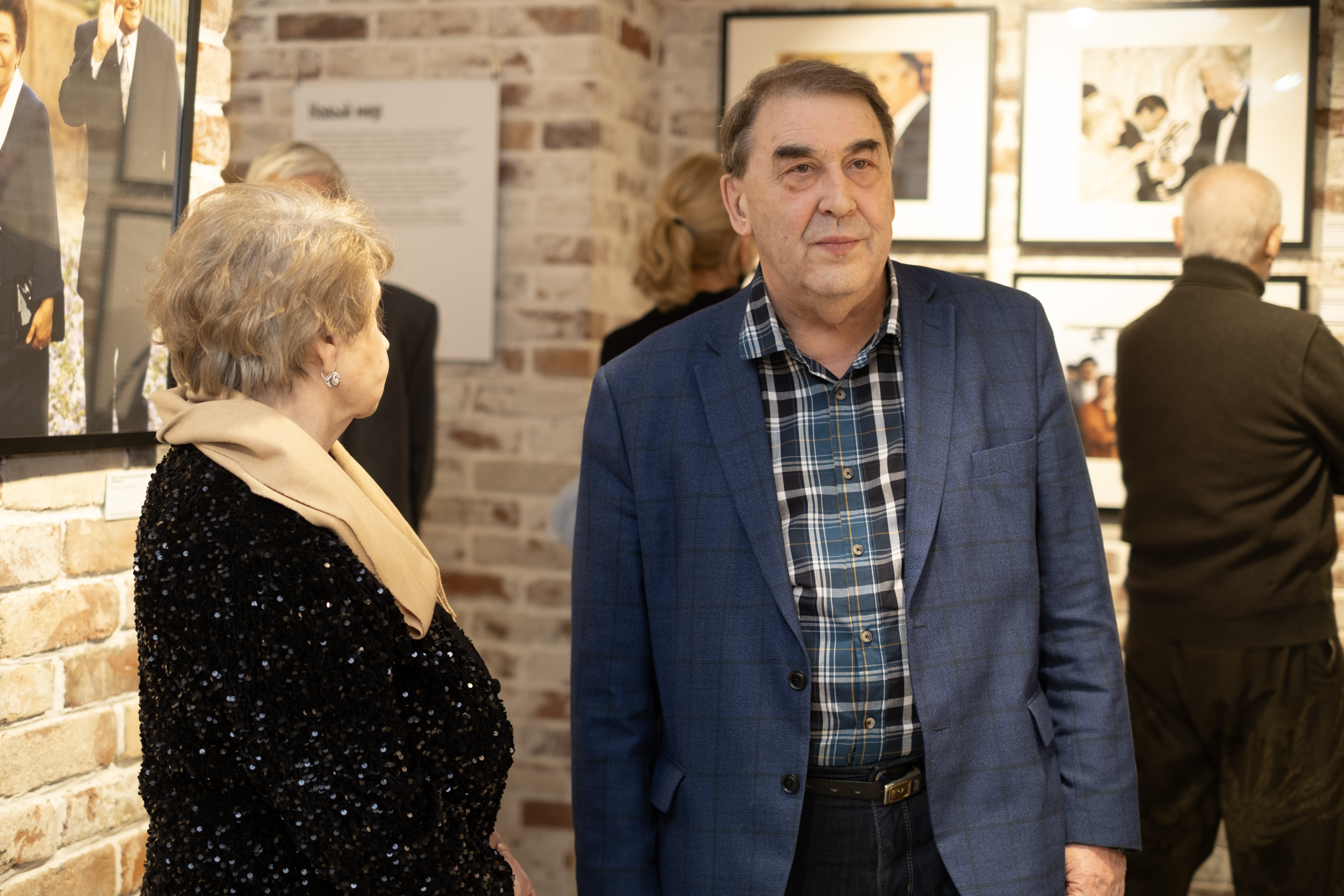 На открытии фотовыставки «Два президента» в Ельцин-центре в Москве. 1 февраля 2026 г. © Фото: Дмитрий Волин/Кремлевский холм