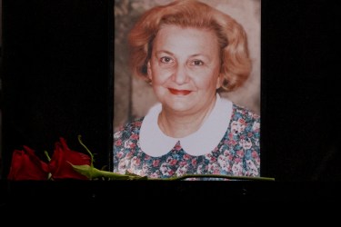 Прощание с председателем Центрального Совета Всесоюзной пионерской организации им. В.И. Ленина при ЦК ВЛКСМ (1971-1984), депутатом Госдумы 1-го созыва (1993-1995) Алевтиной Федуловой в малом ритуальном зале ЦКБ в Москве. 9 февраля 2026 г. Федулова скончавшейся 5 февраля на 86-м году жизни. © Фото: Дмитрий Волин/Кремлевский холм