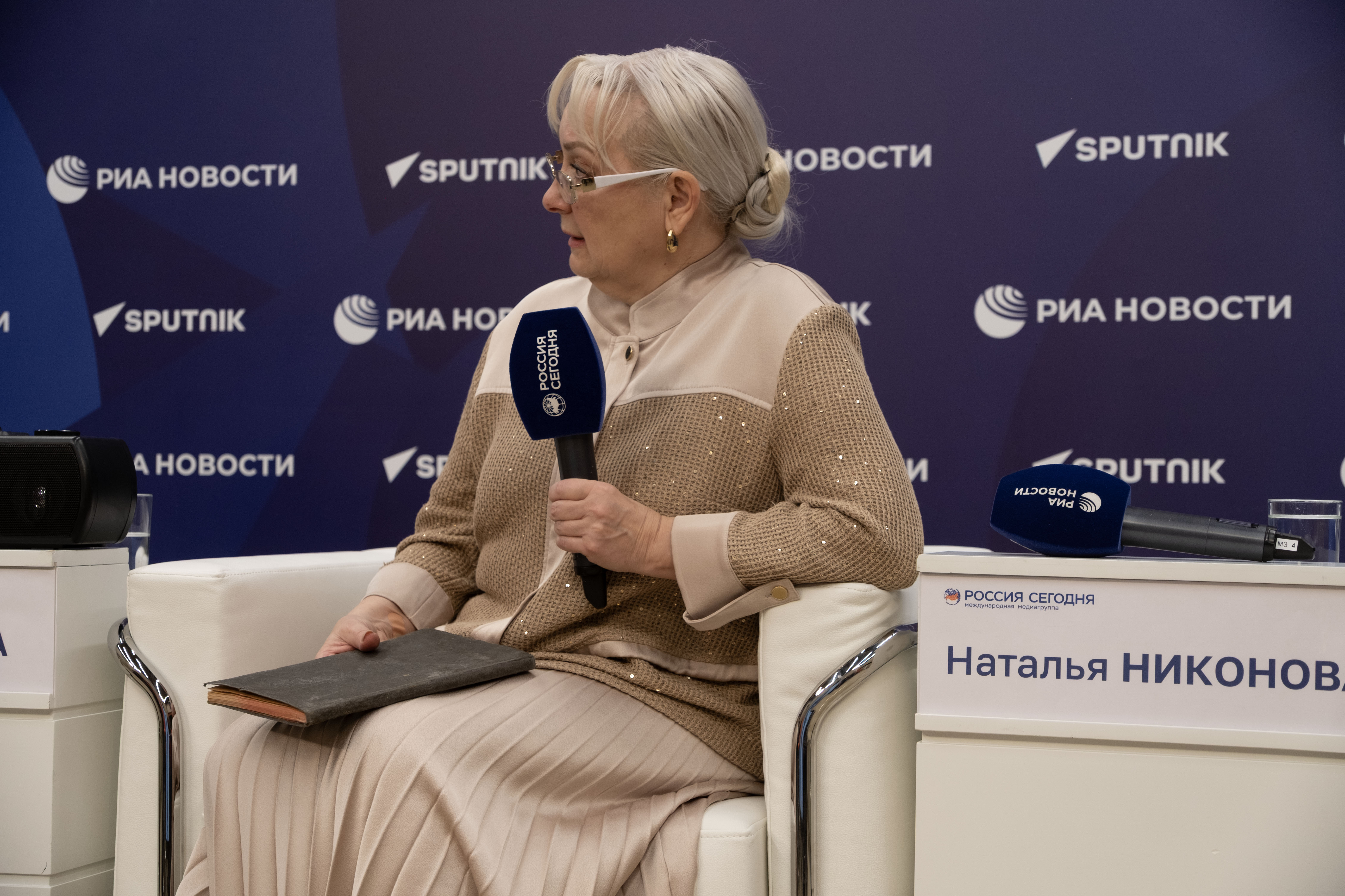 Презентация книги Ирины Дешковой "Кируся. Племянница Сталина". © Фото: Д. Волин, Кремлевский холм